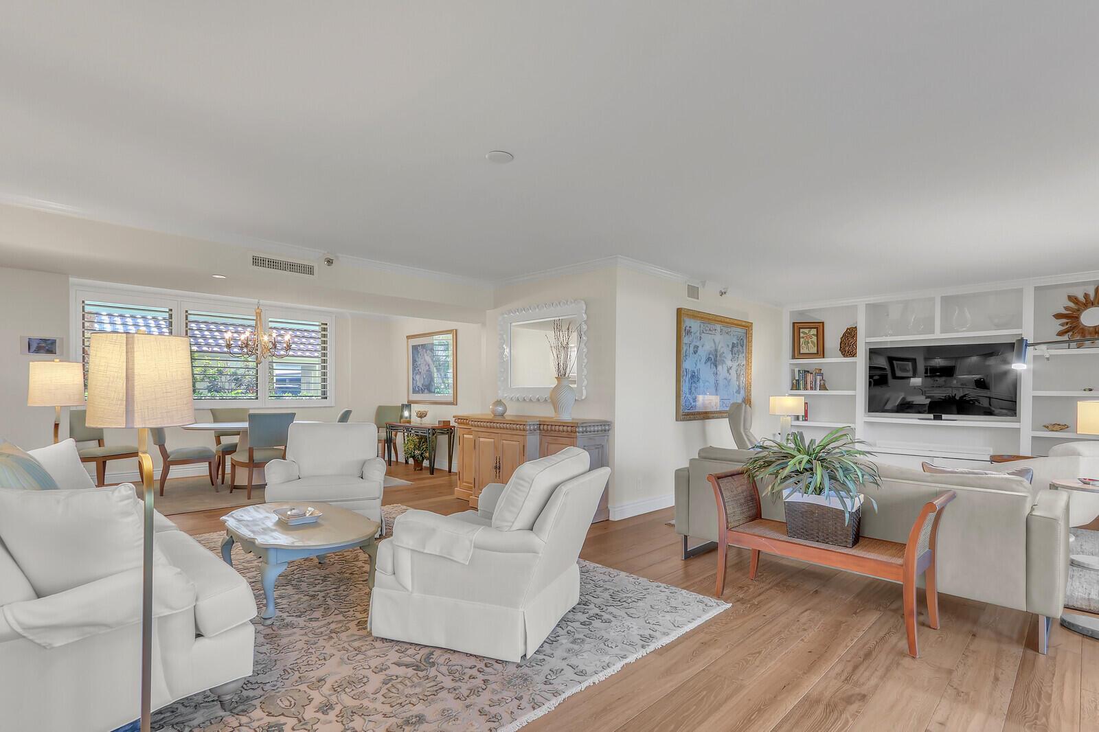 1000 N Us Highway 1 An104