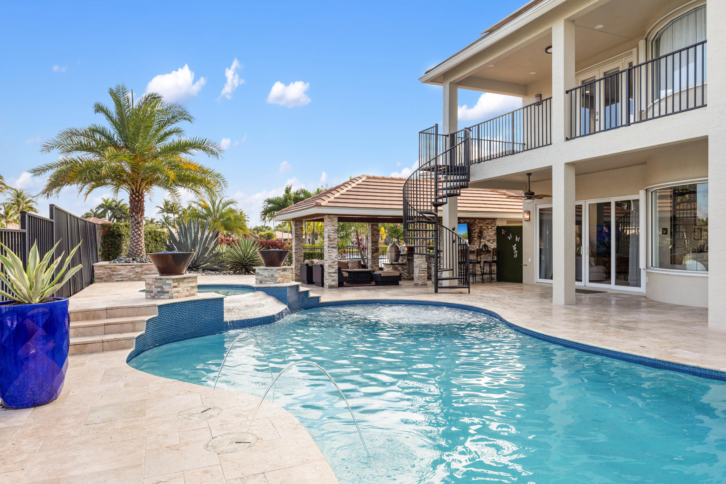 CAPELLA 2 - Residential