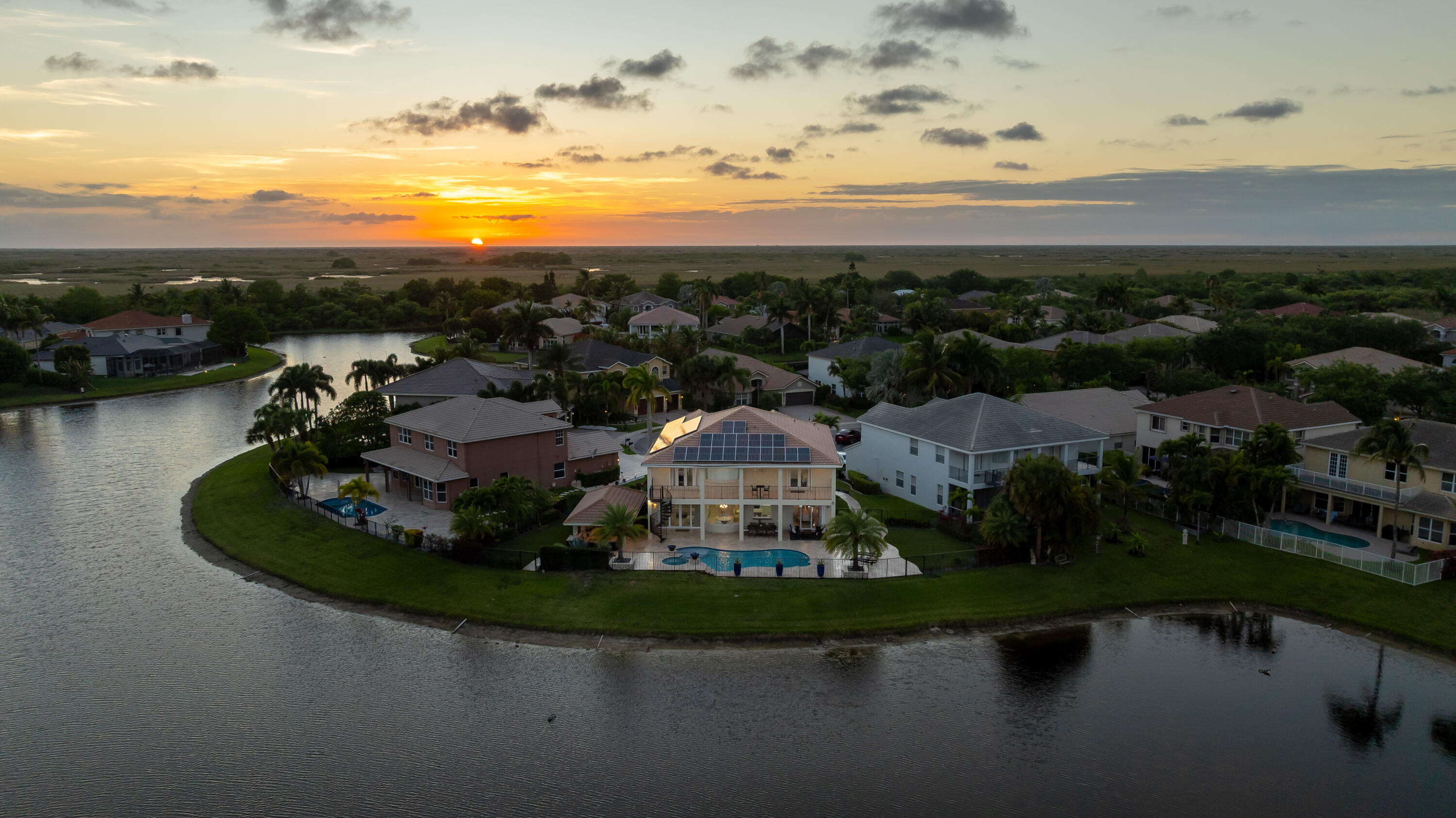 CAPELLA 2 - Residential