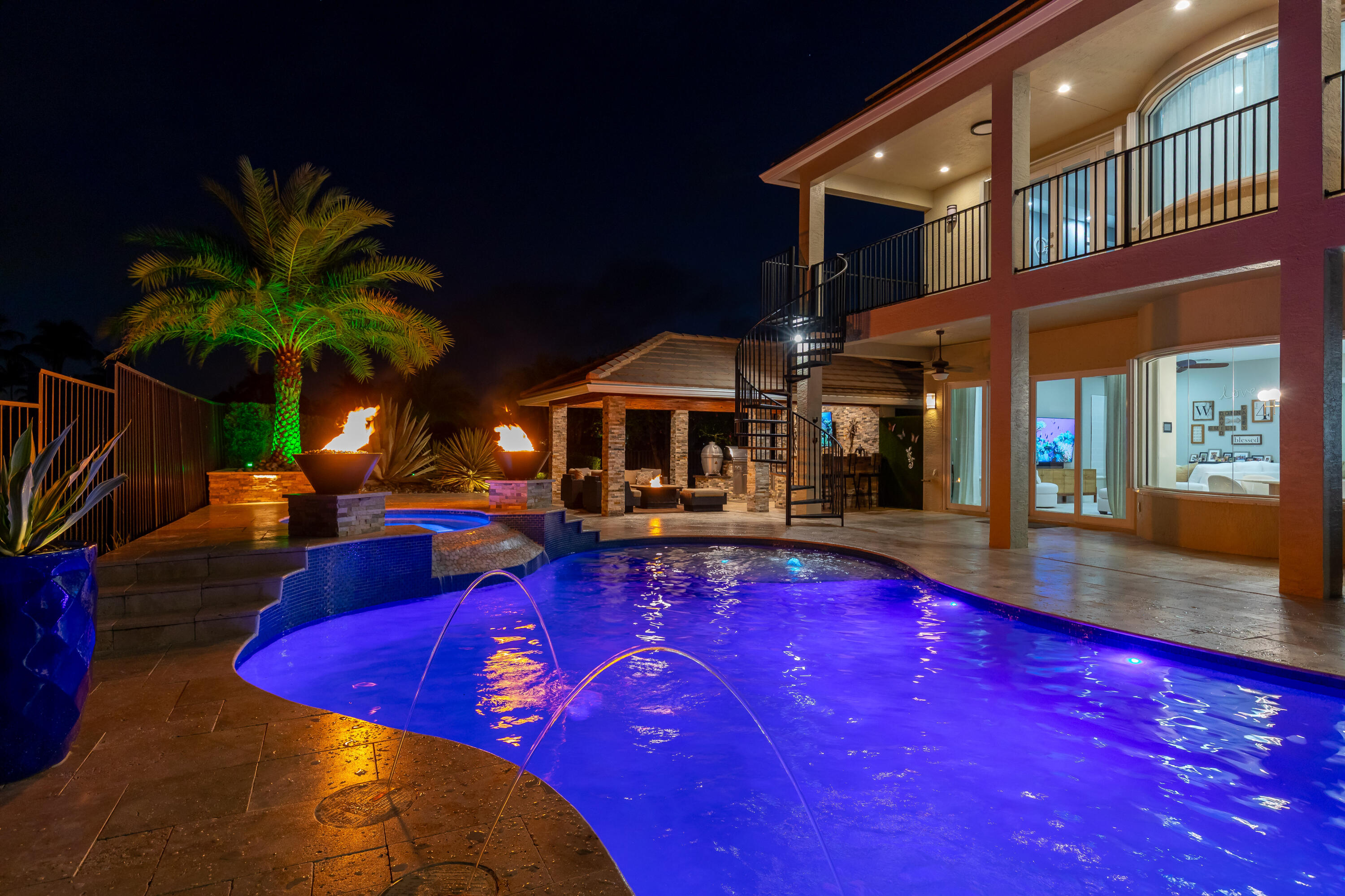 CAPELLA 2 - Residential