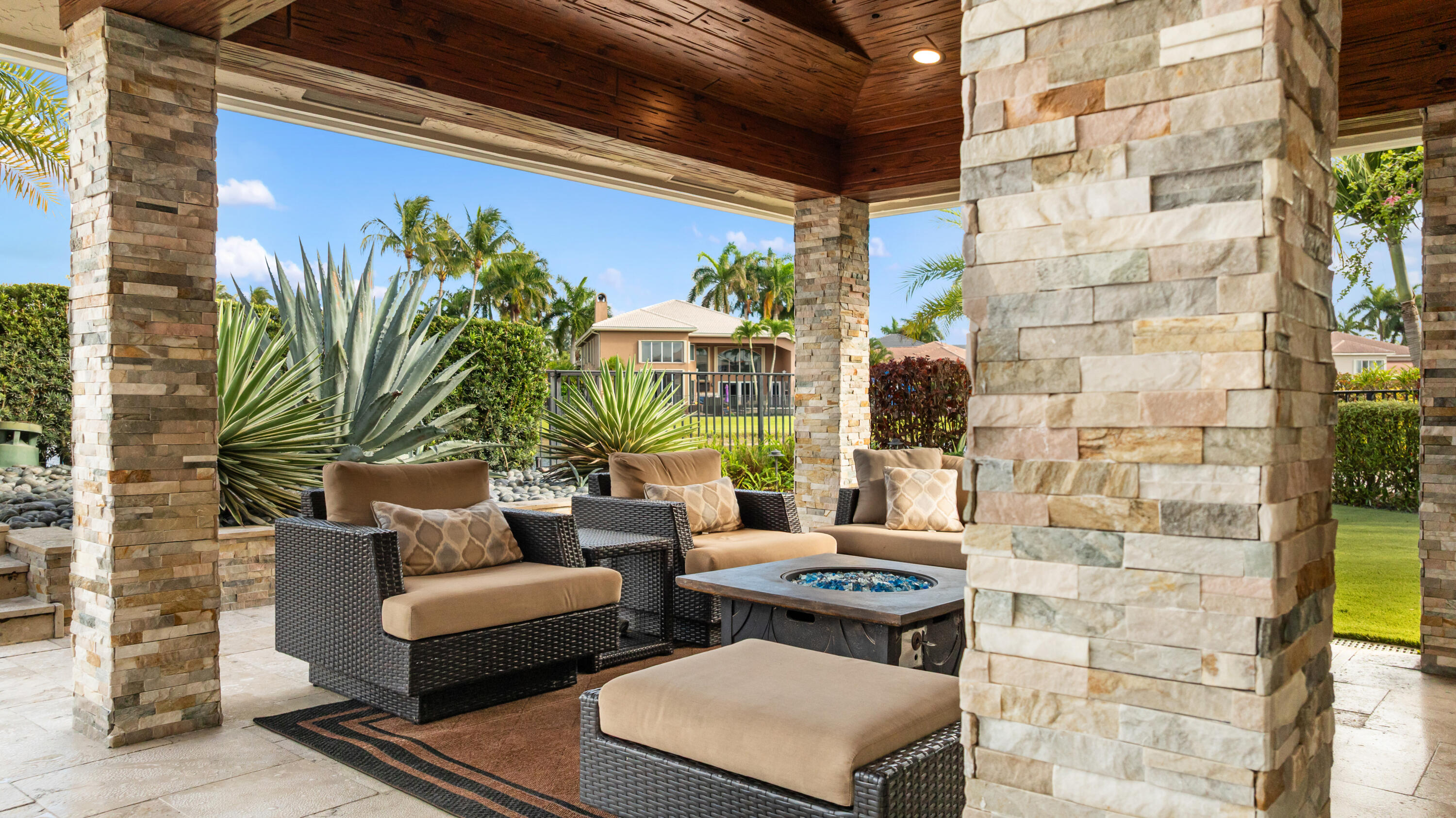 CAPELLA 2 - Residential