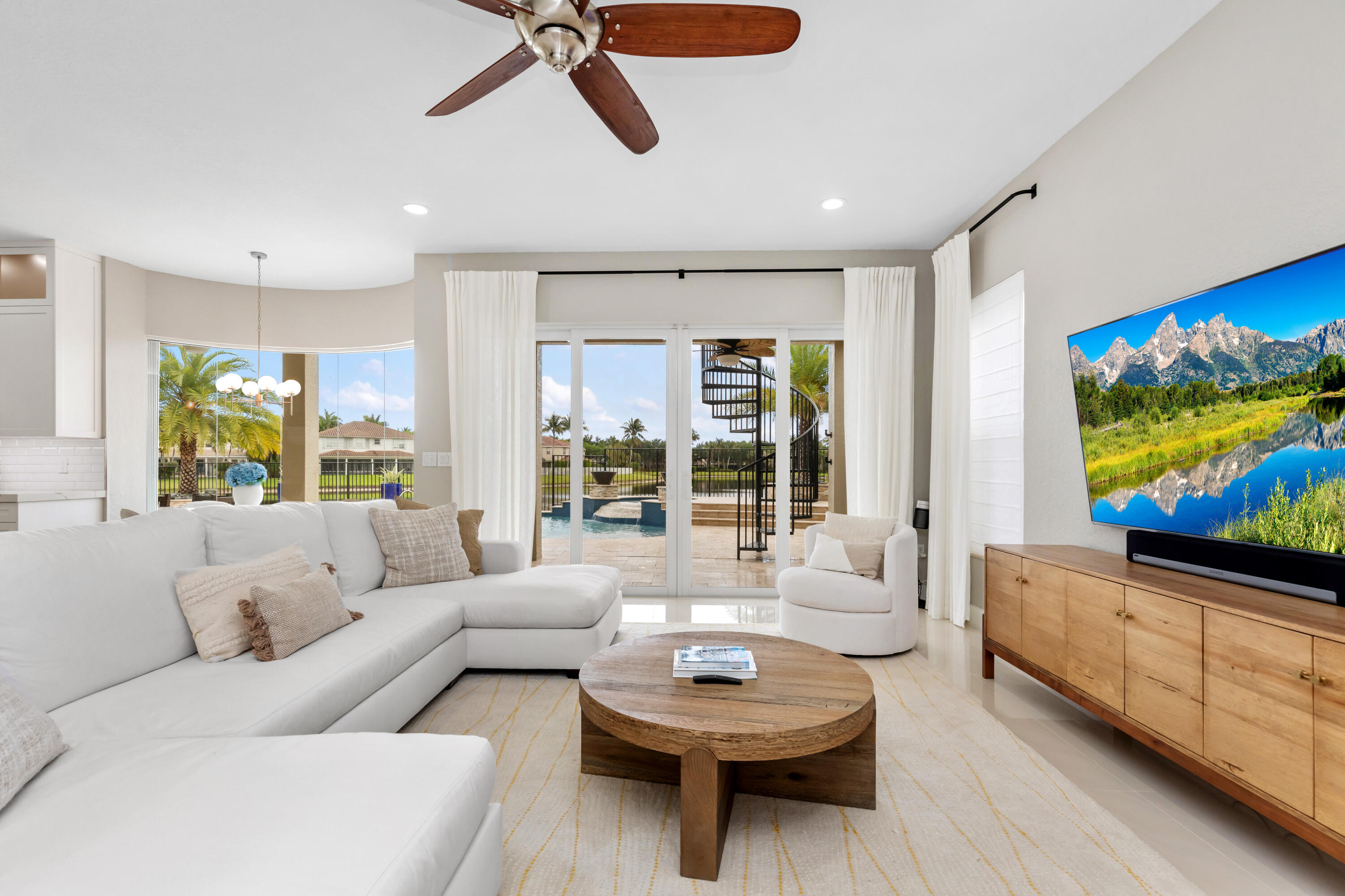 CAPELLA 2 - Residential