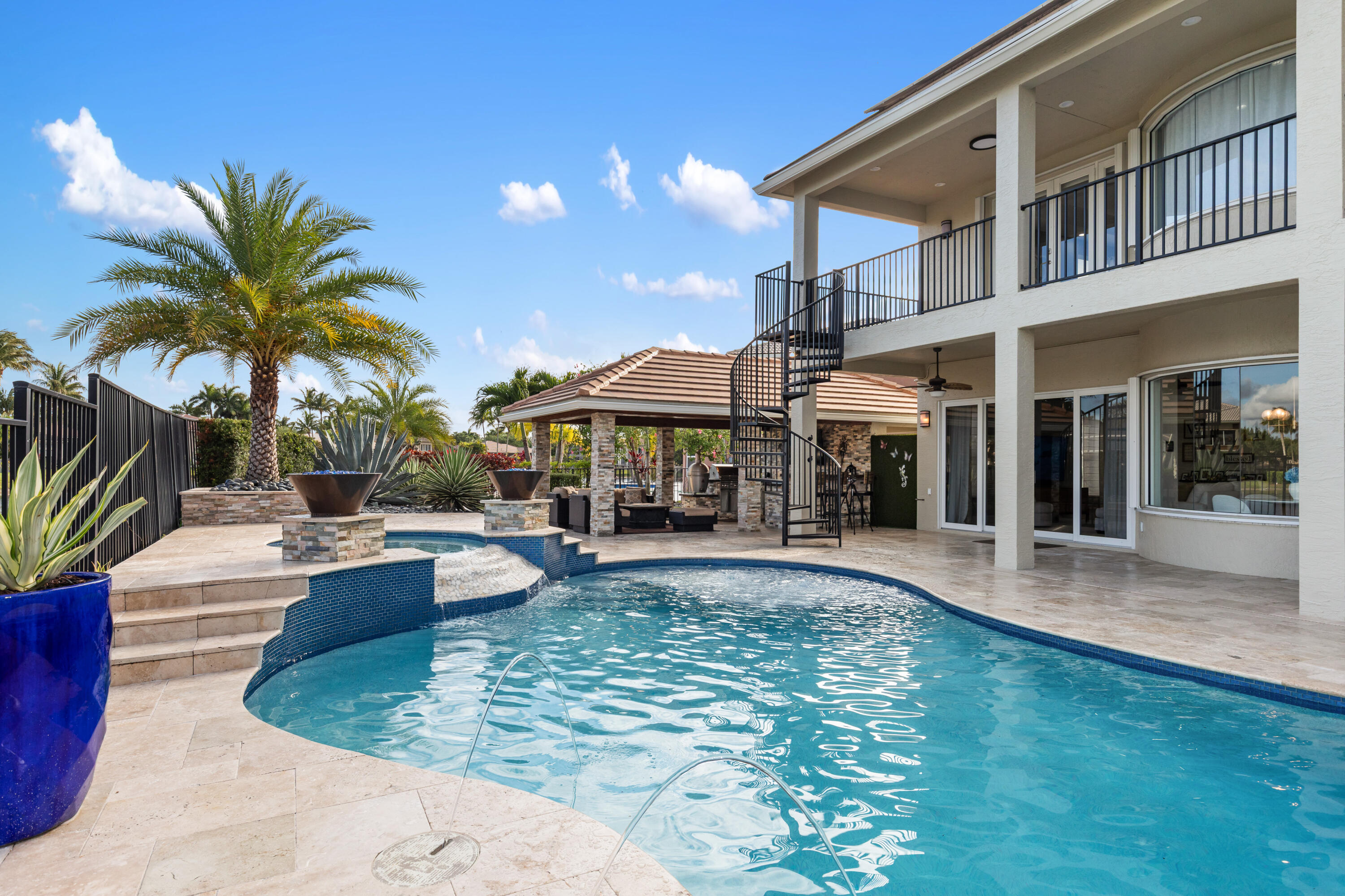 CAPELLA 2 - Residential