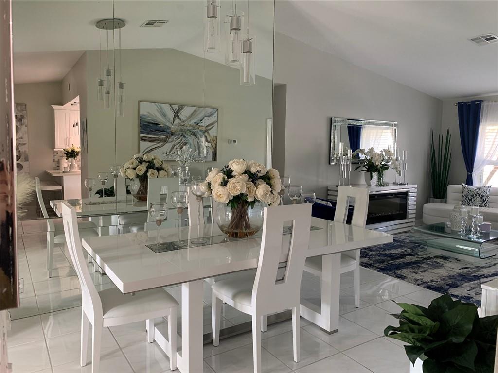 Springtree Lakes 79-12 B - Residential