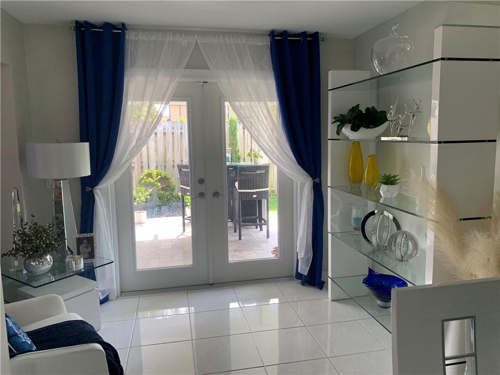 Springtree Lakes 79-12 B - Residential