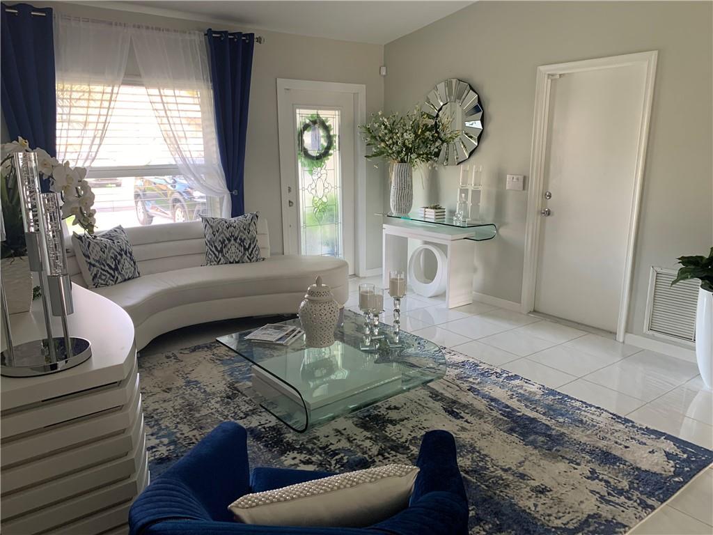 Springtree Lakes 79-12 B - Residential