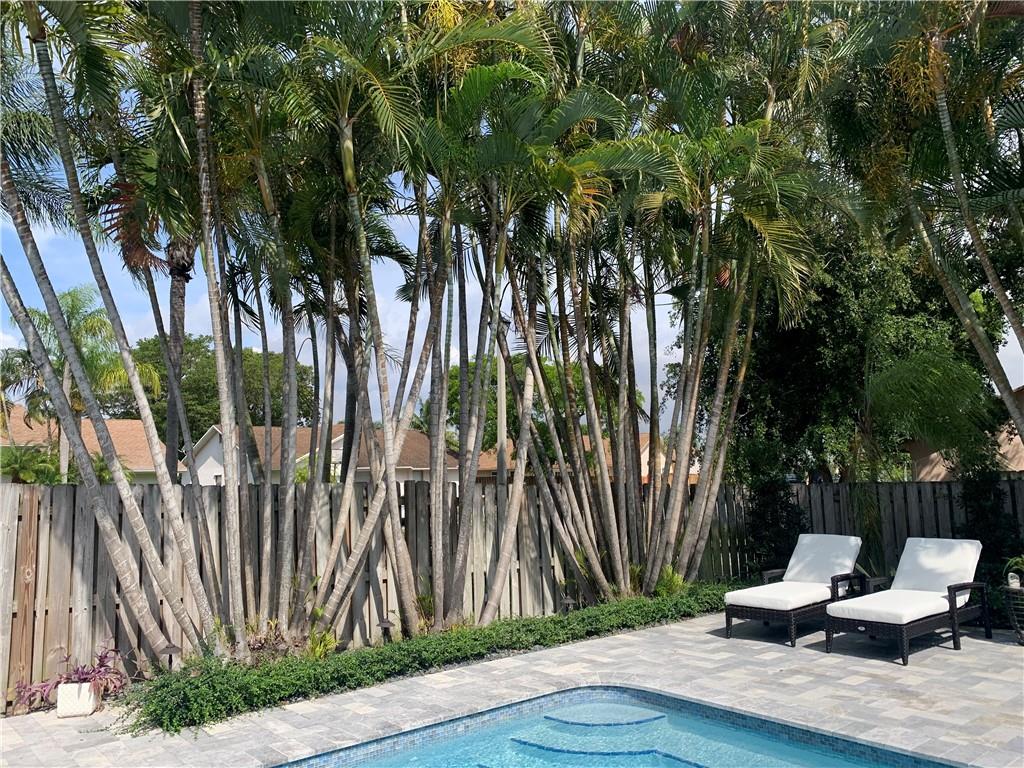 Springtree Lakes 79-12 B - Residential