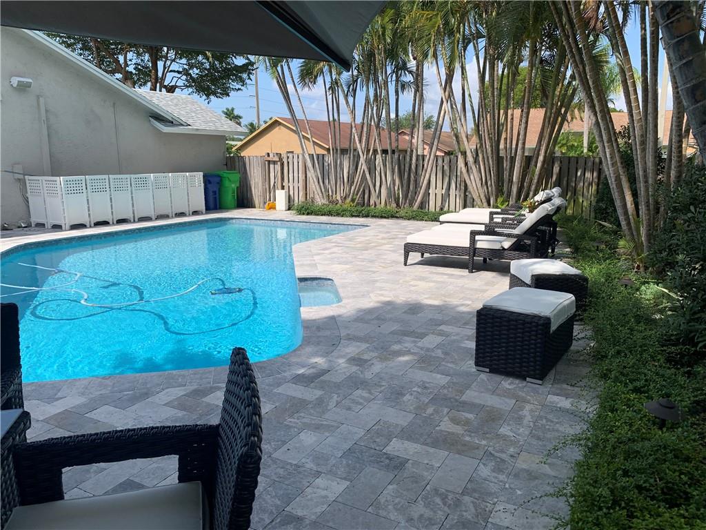 Springtree Lakes 79-12 B - Residential