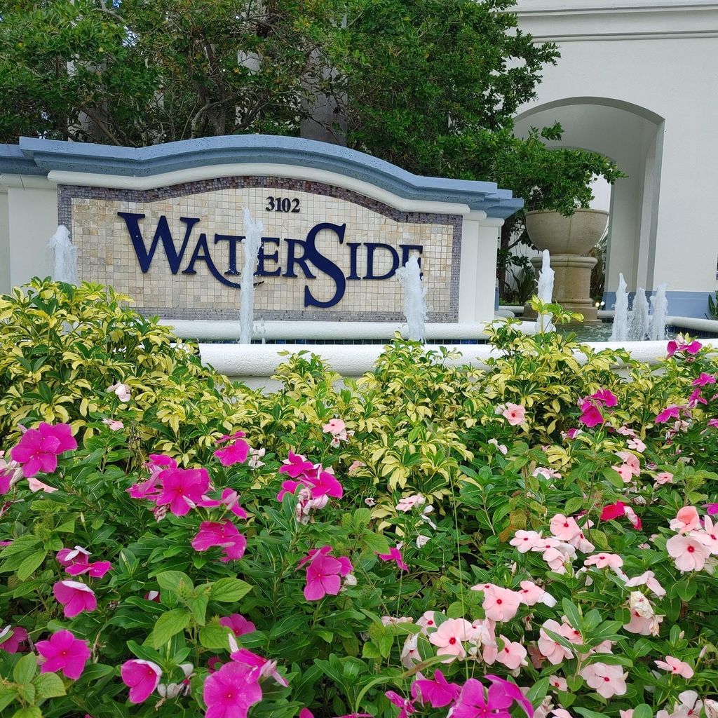 Photo of 3144 Waterside Circle, Boynton Beach, FL 33435 (MLS # R11055001)