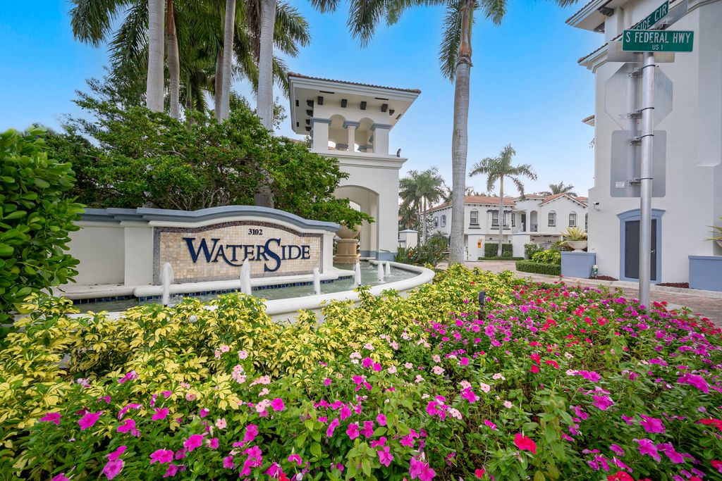 Photo of 3144 Waterside Circle, Boynton Beach, FL 33435 (MLS # R11055001)