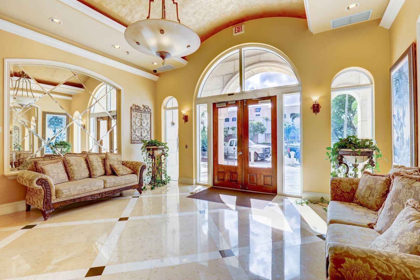 MONTECITO PALM BEACH CONDO - Residential