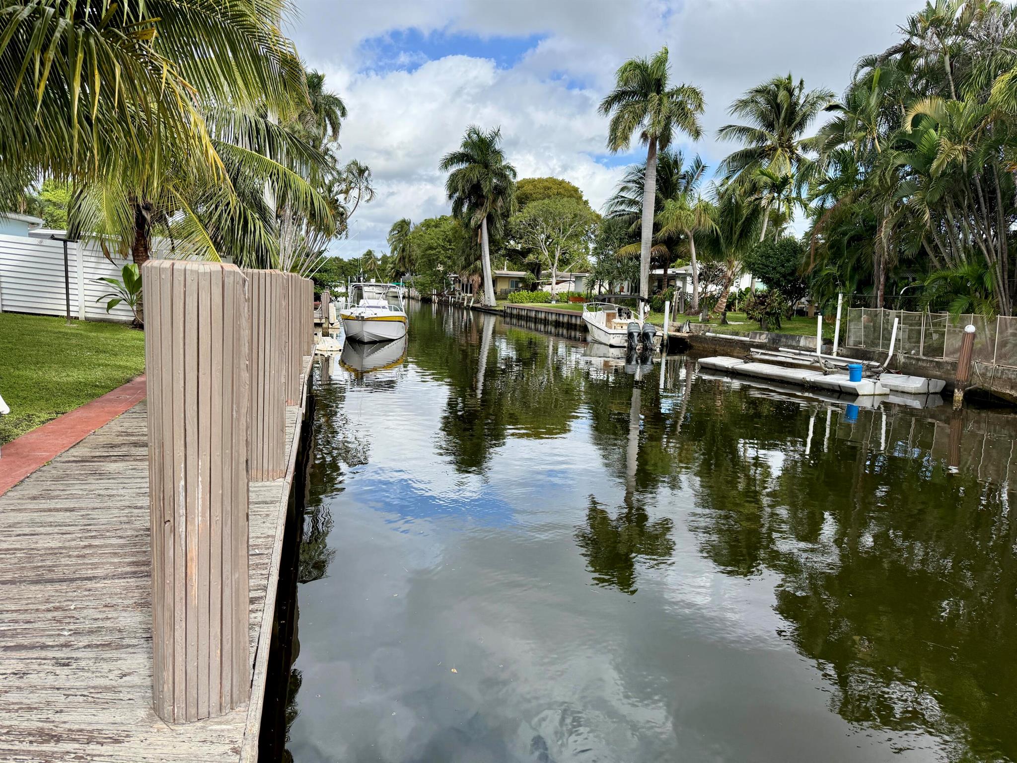 AVON HEIGHTS - Residential Lease