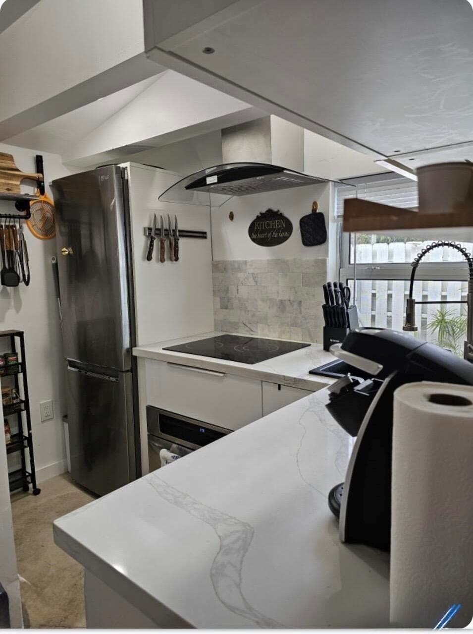 AVON HEIGHTS - Residential Lease