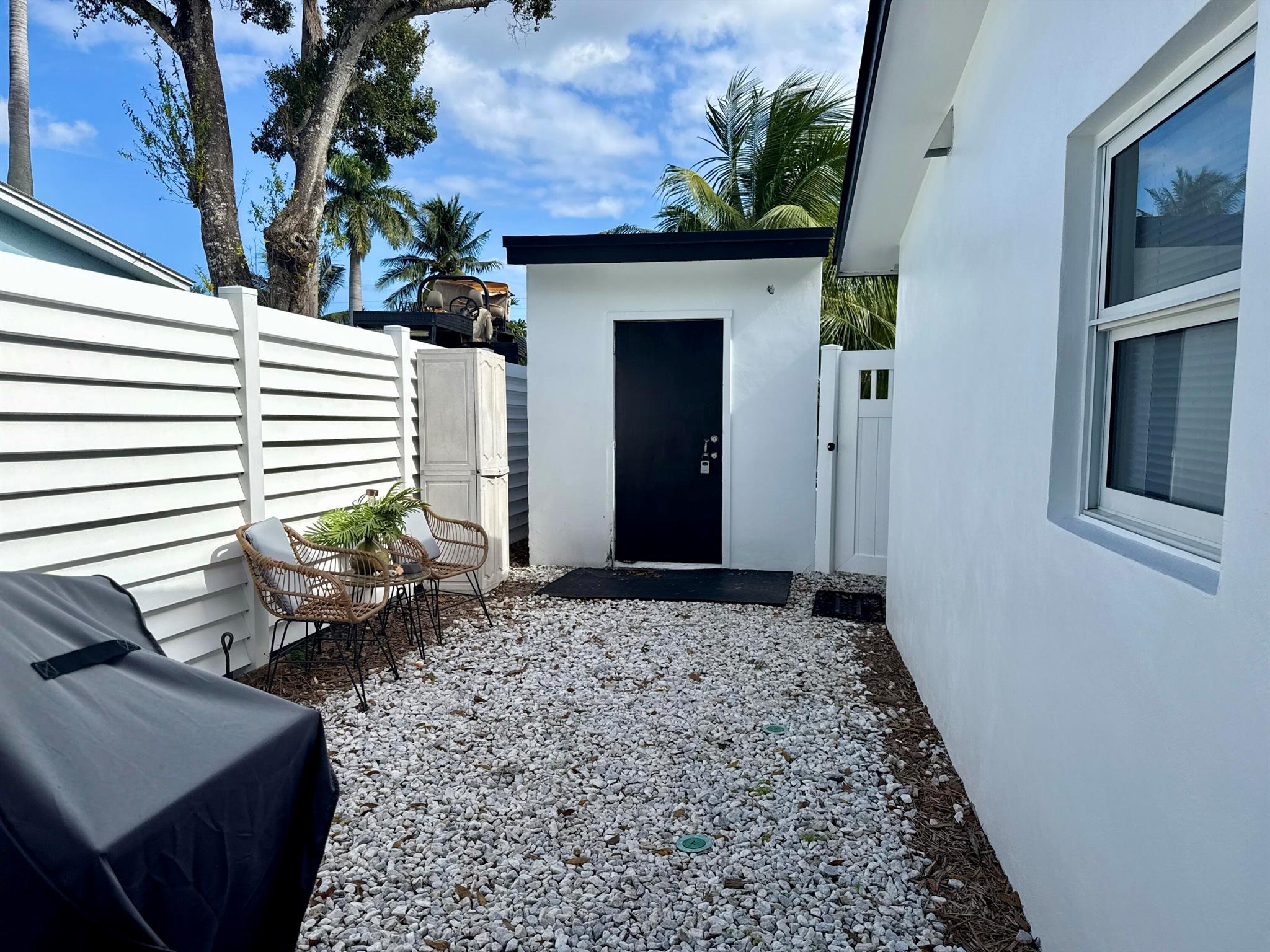 AVON HEIGHTS - Residential Lease