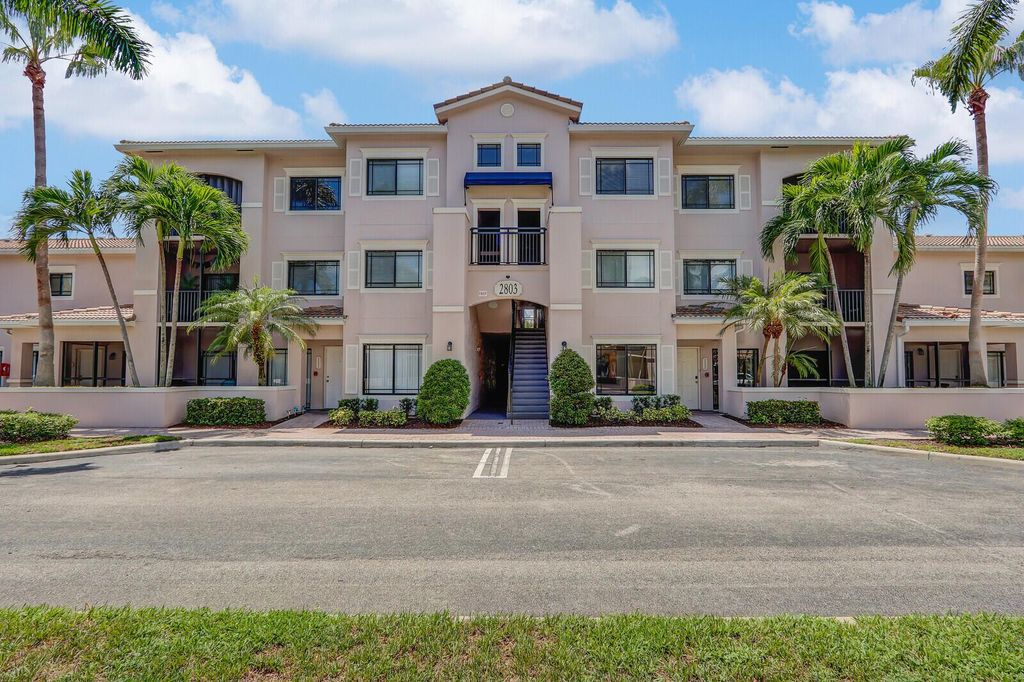 Photo of 2803 Sarento Place #112, Palm Beach Gardens, FL 33410 (MLS # R11118538)