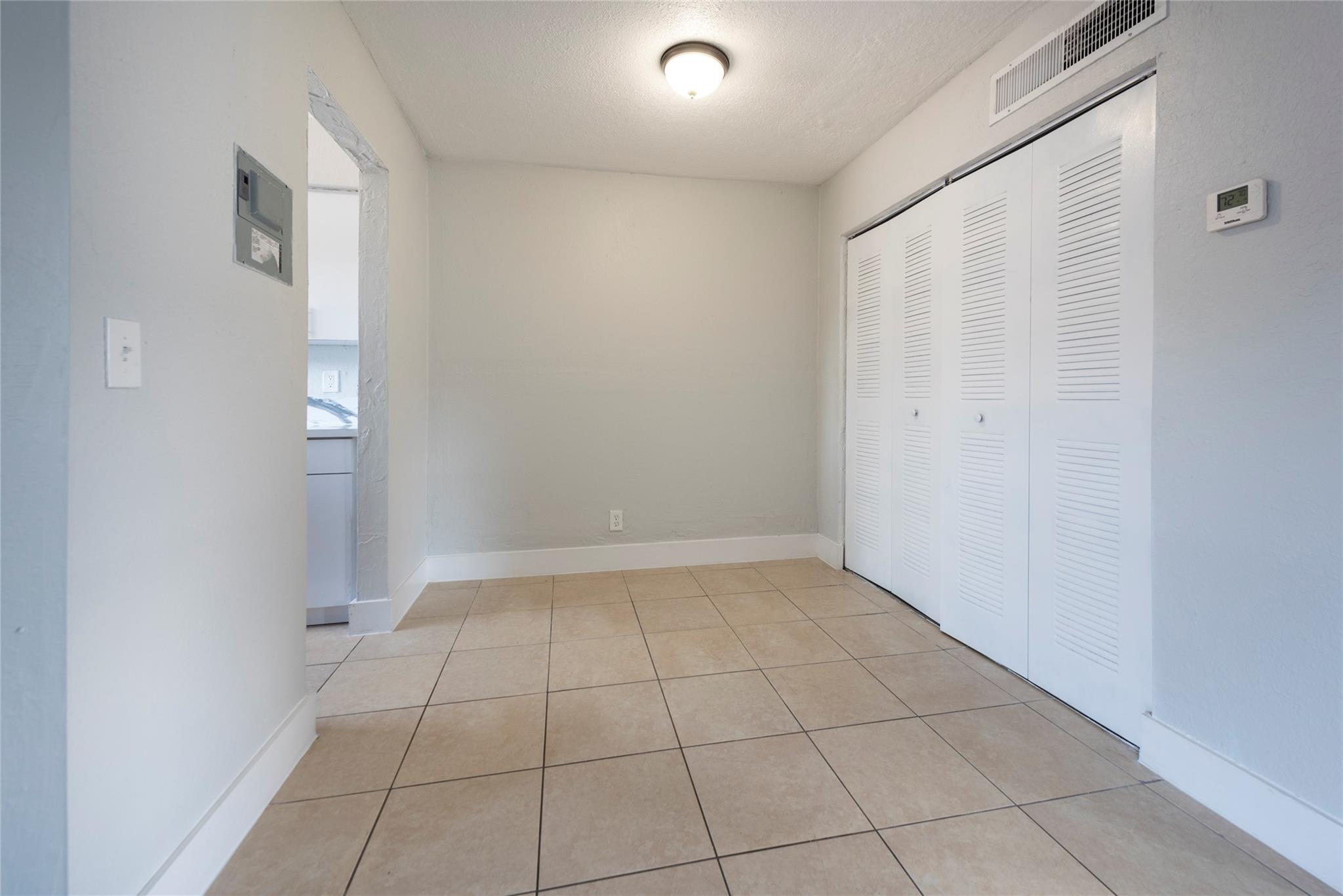 Mandalay Apartments - Residential Lease