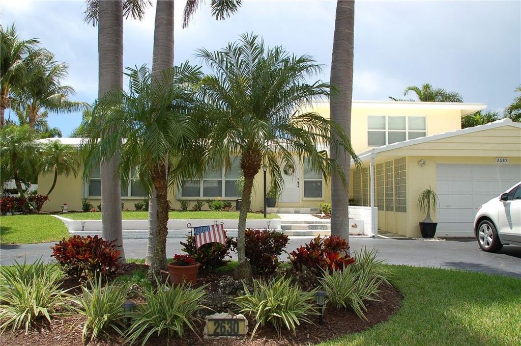 Photo of 2630 NE 25 Street, Lighthouse Point, FL 33064 (MLS # F10381887)