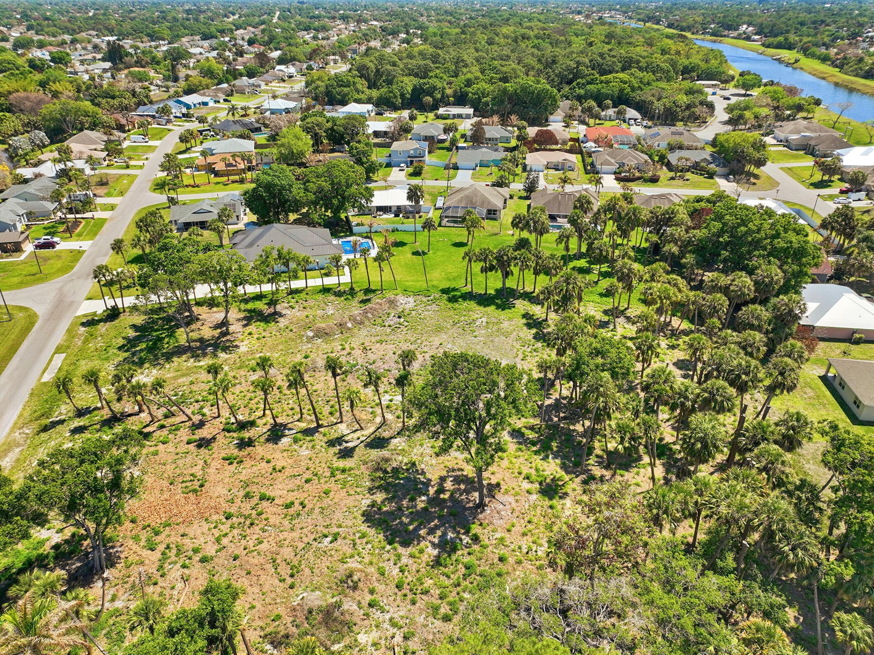 LEAFY ROAD ESTATES - Land