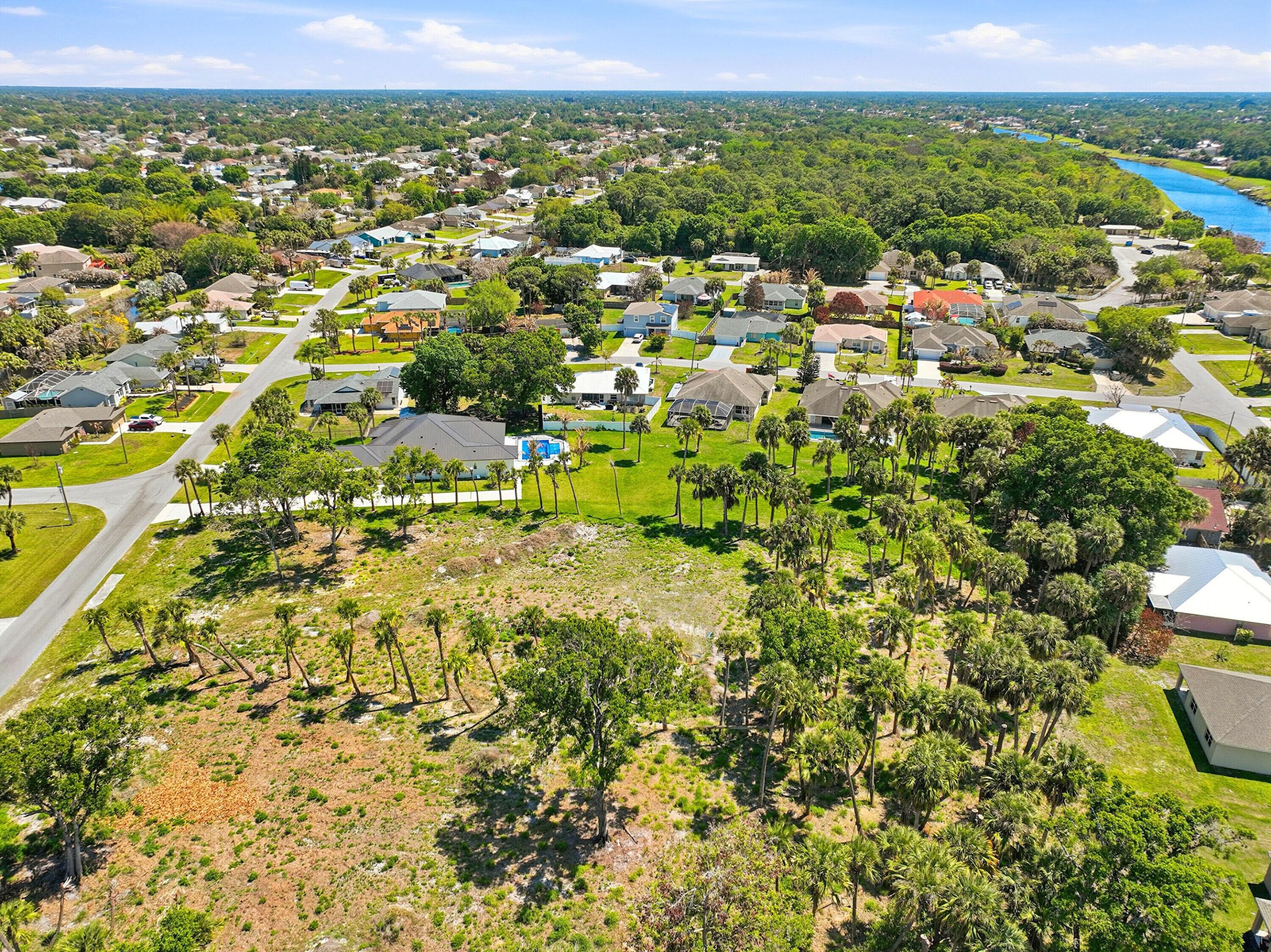 LEAFY ROAD ESTATES - Land