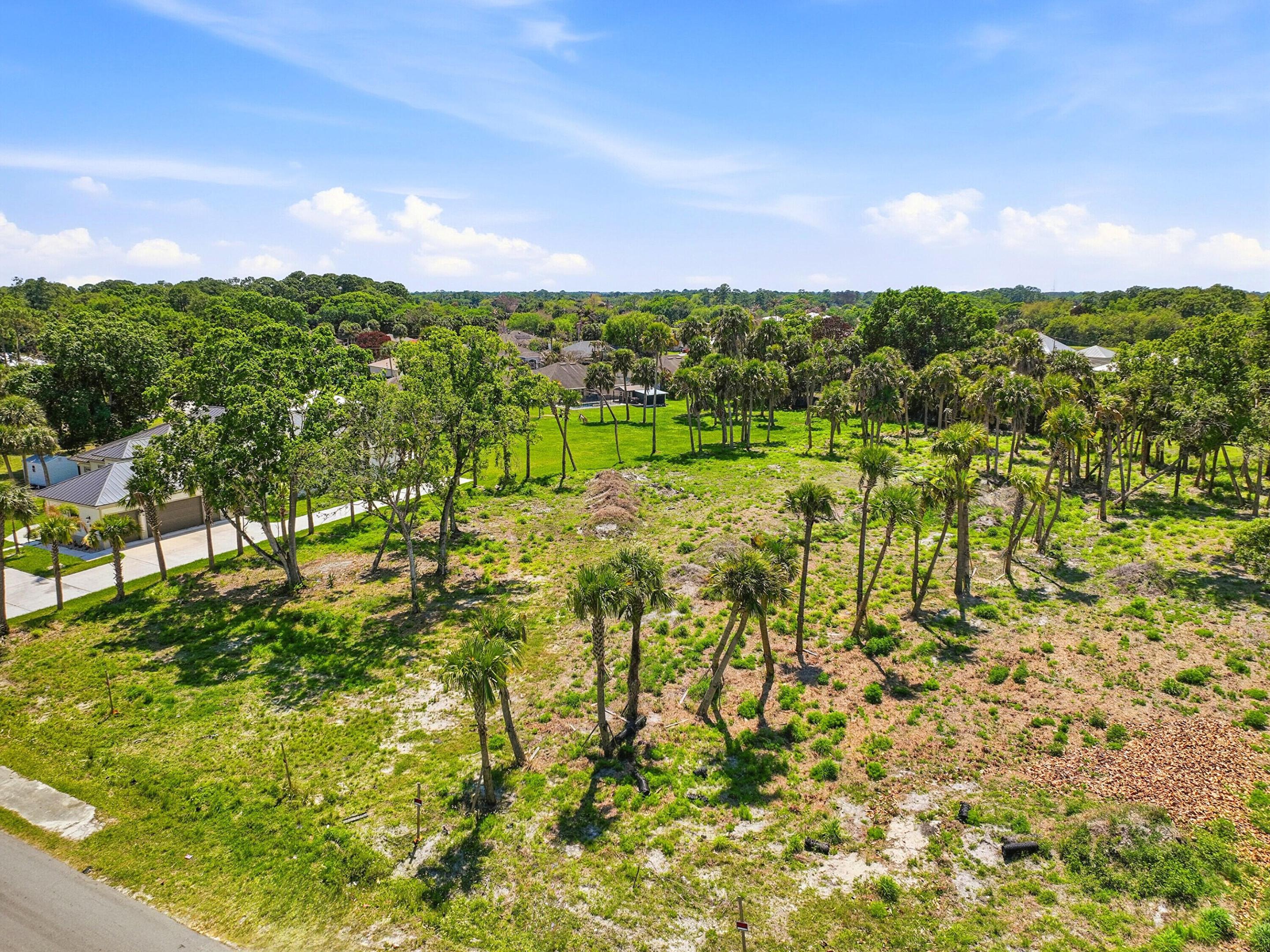 LEAFY ROAD ESTATES - Land