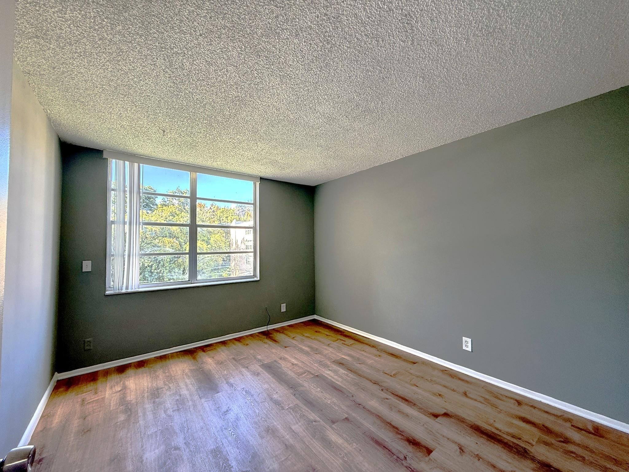 Live Oak - Residential Lease