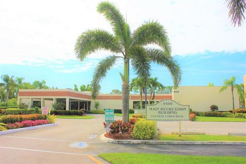 A home in Lake Worth