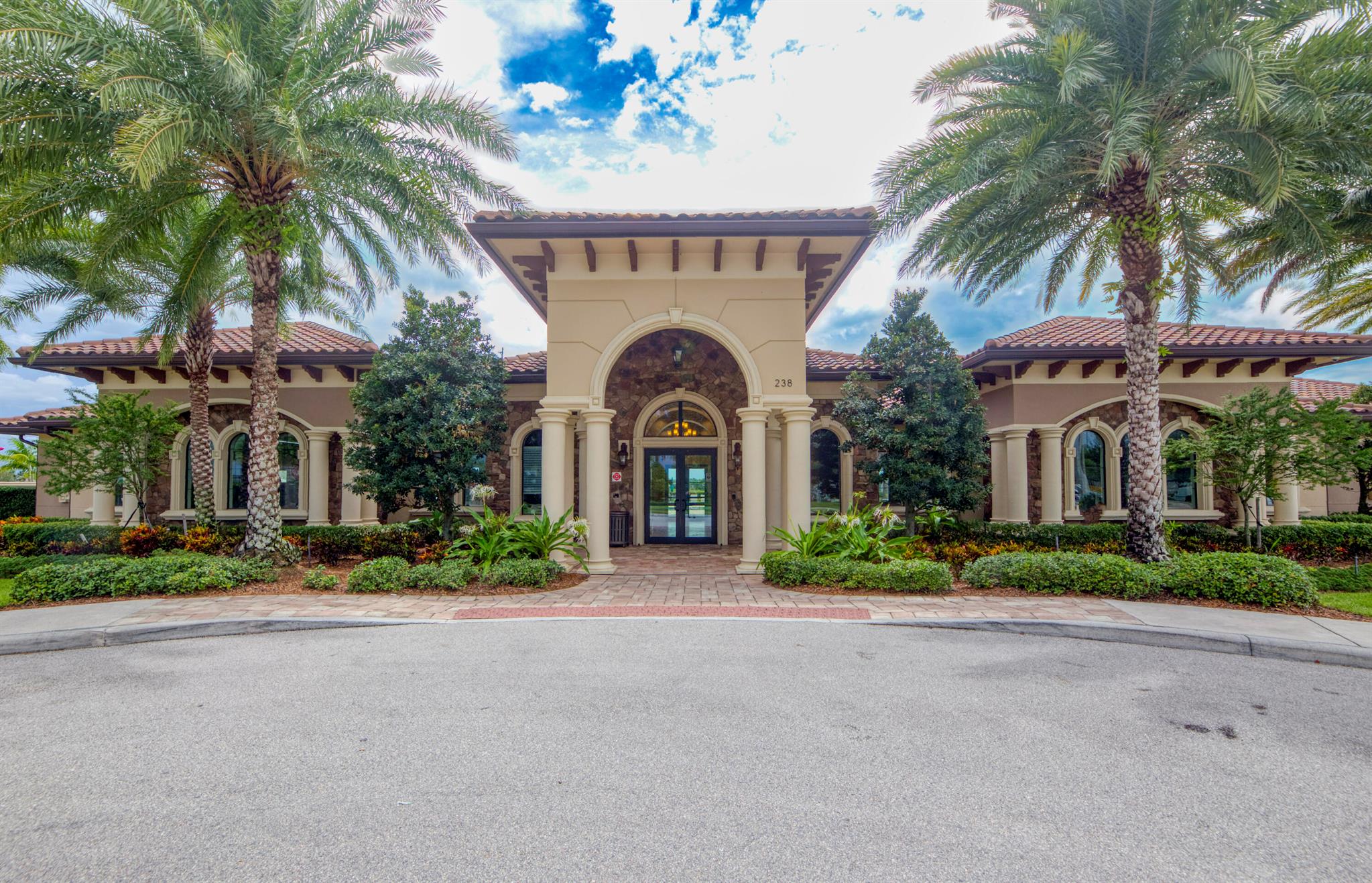 METES AND BOUNDS - Residential Lease