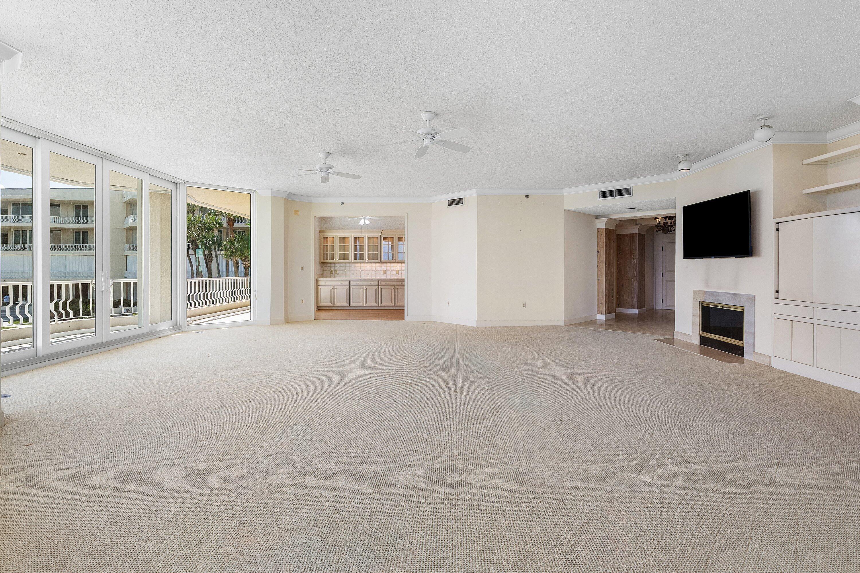 2920 SE DUNE Drive 230