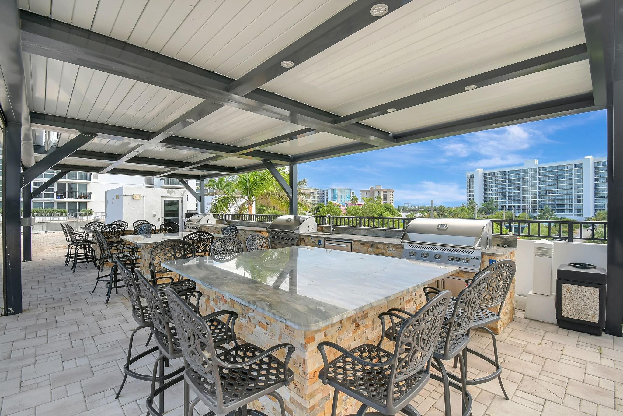 SILVER THATCH ATLANTIC PLAZA - Residential Lease