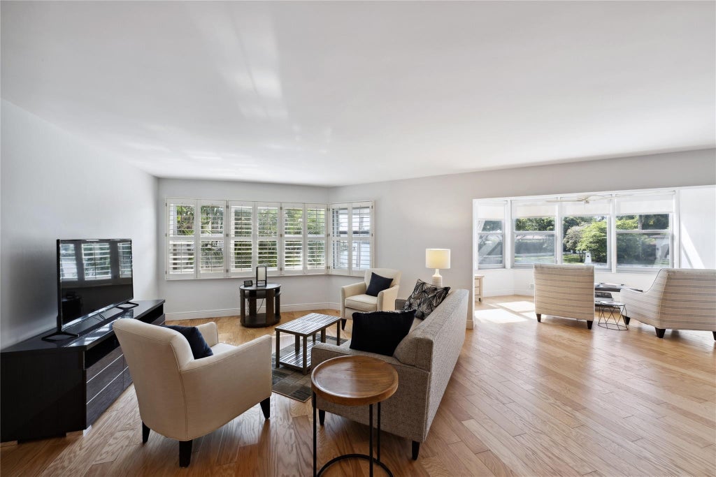 Photo of 818 SE 4TH Street #201, Fort Lauderdale, FL 33301 (MLS # B26082339)
