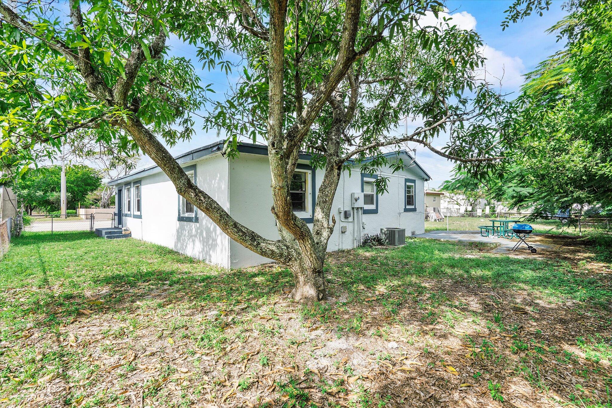 GOLDEN RIDGE - Residential