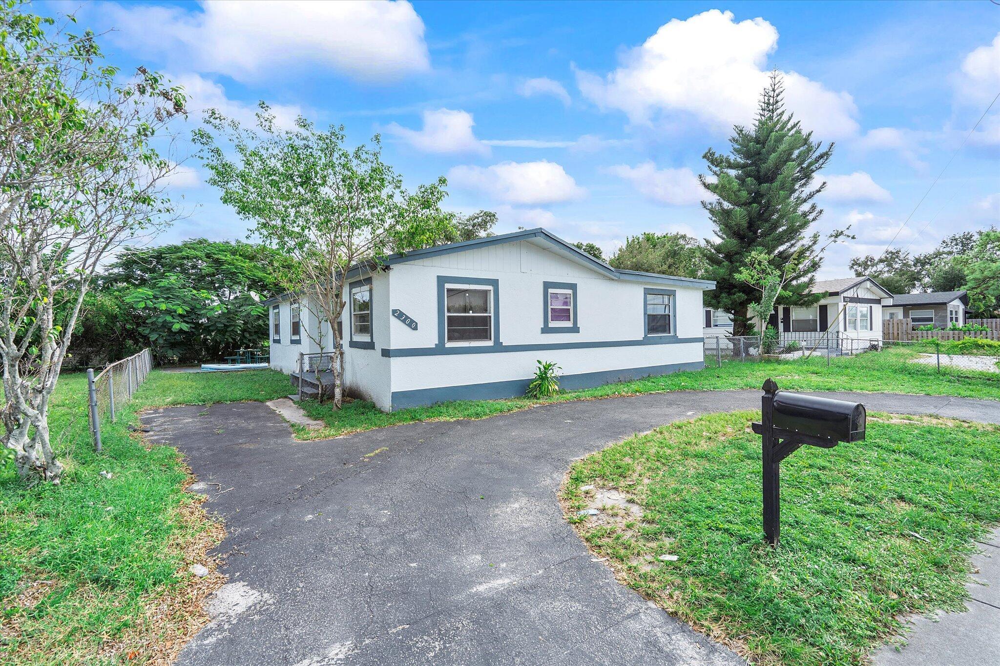 GOLDEN RIDGE - Residential