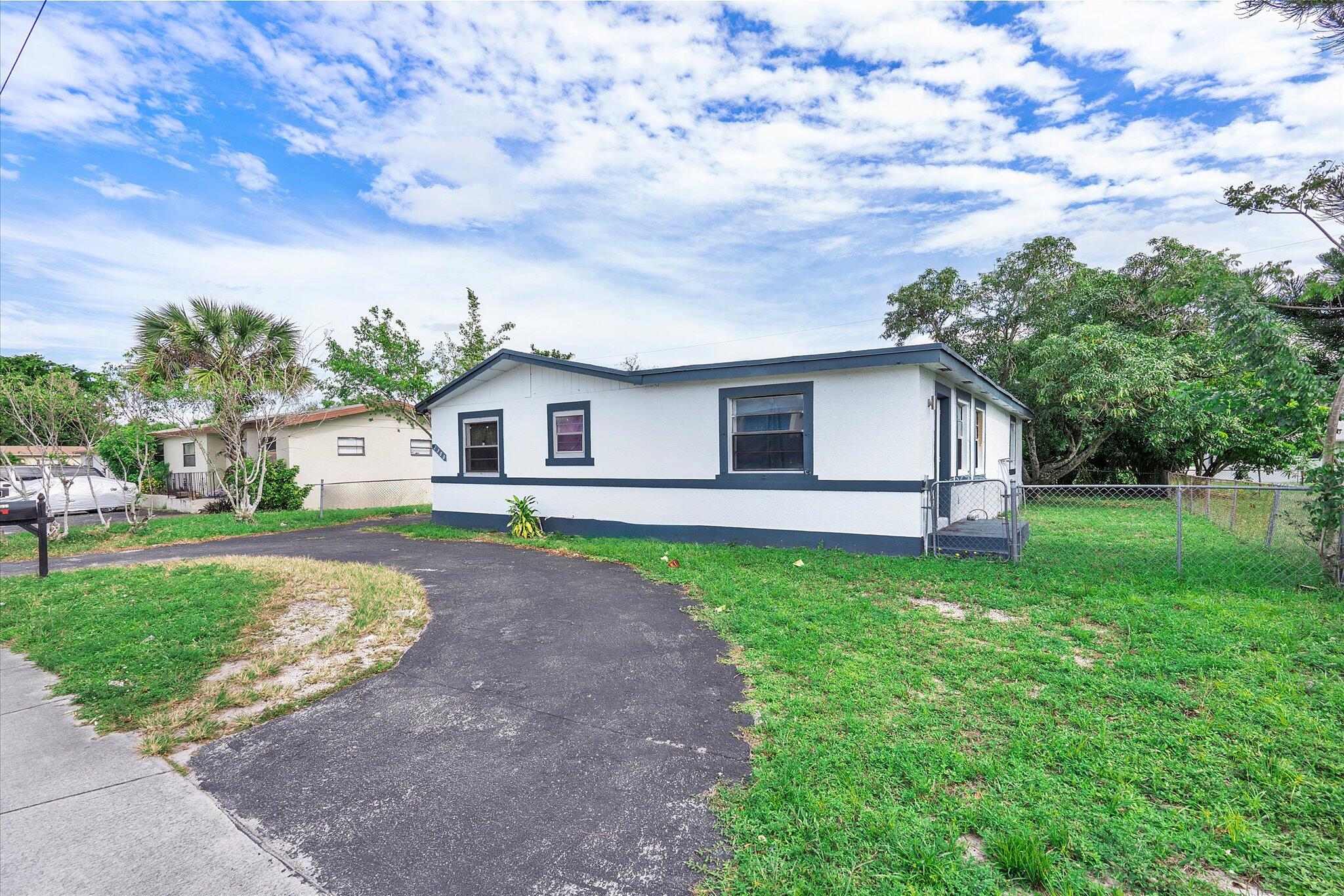 GOLDEN RIDGE - Residential