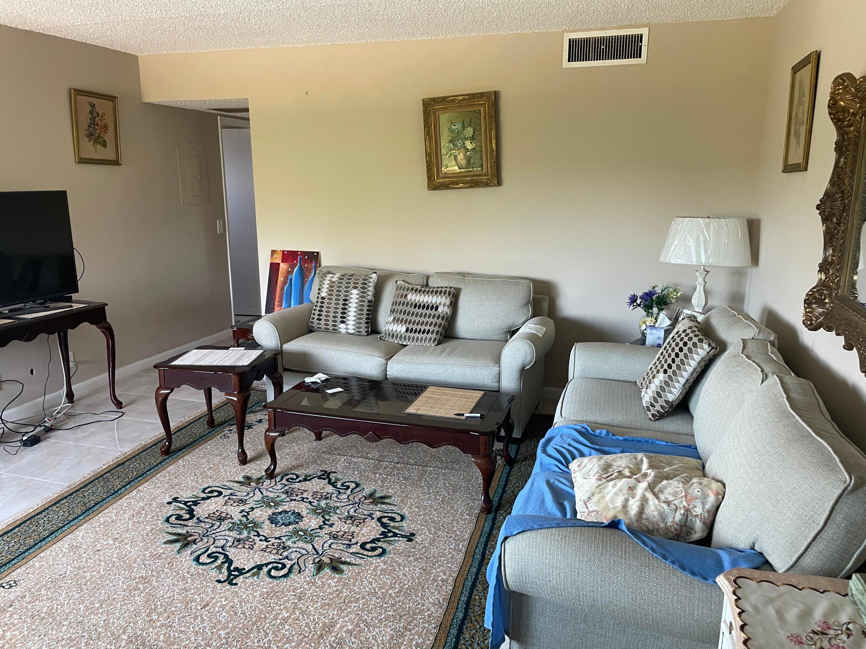 Regal Palms - Residential