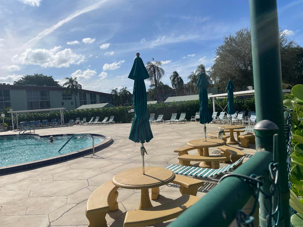 Regal Palms - Residential