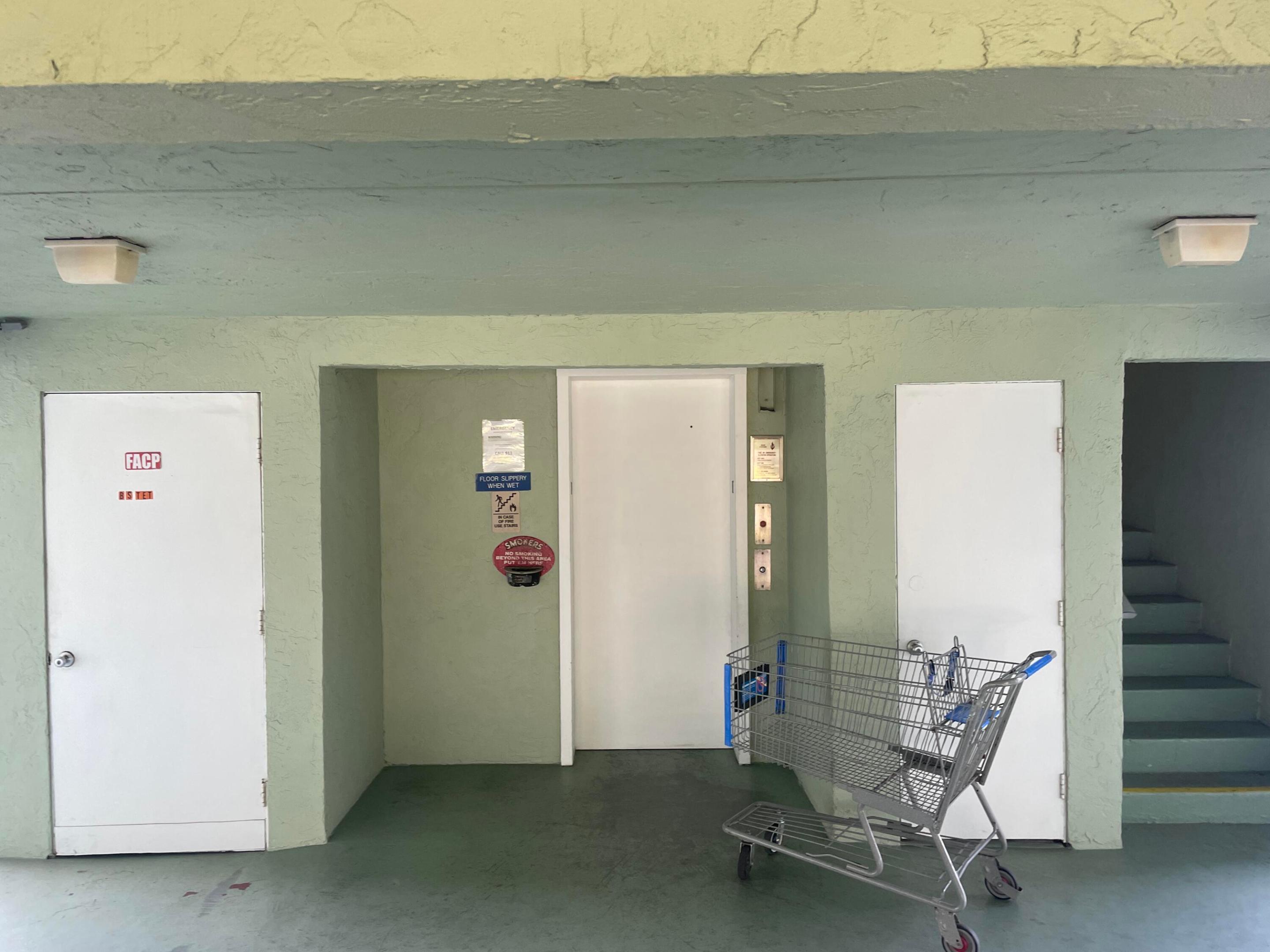 Regal Palms - Residential