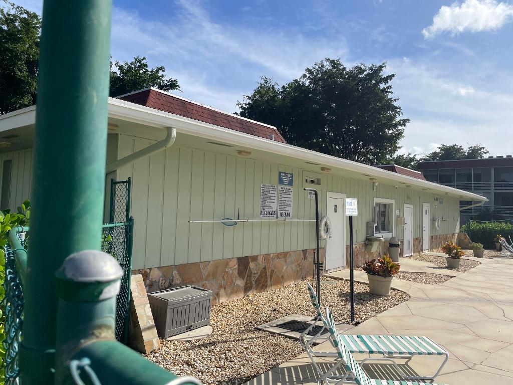 Regal Palms - Residential