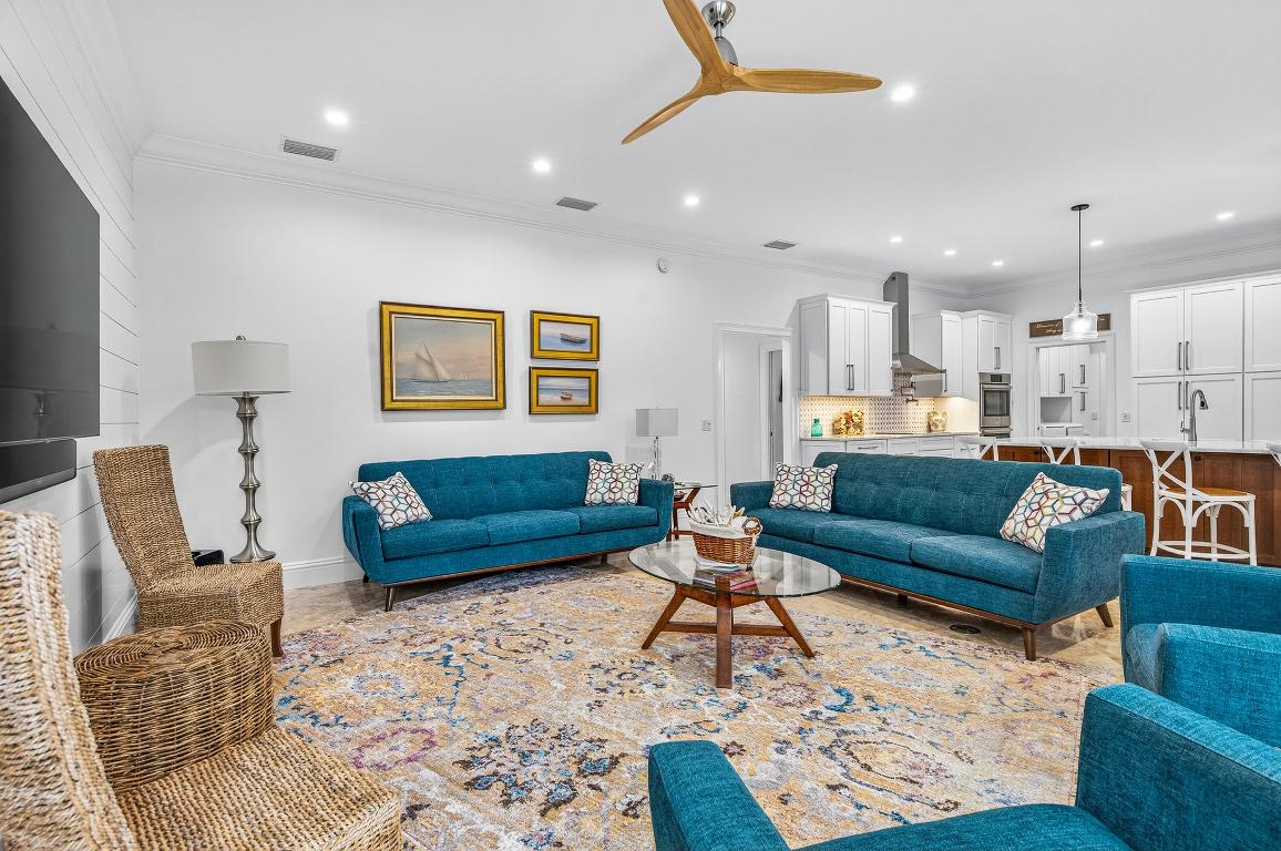 OCEANSIDE REPLAT SUB - Residential