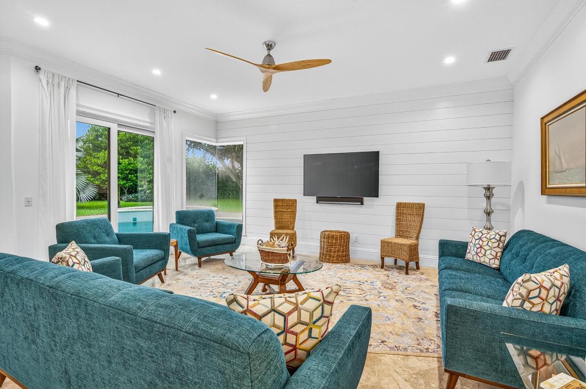 OCEANSIDE REPLAT SUB - Residential