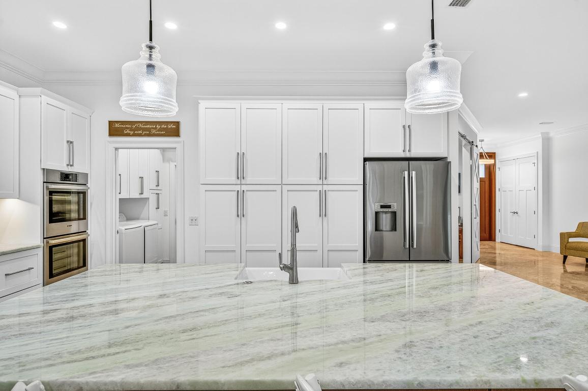 OCEANSIDE REPLAT SUB - Residential