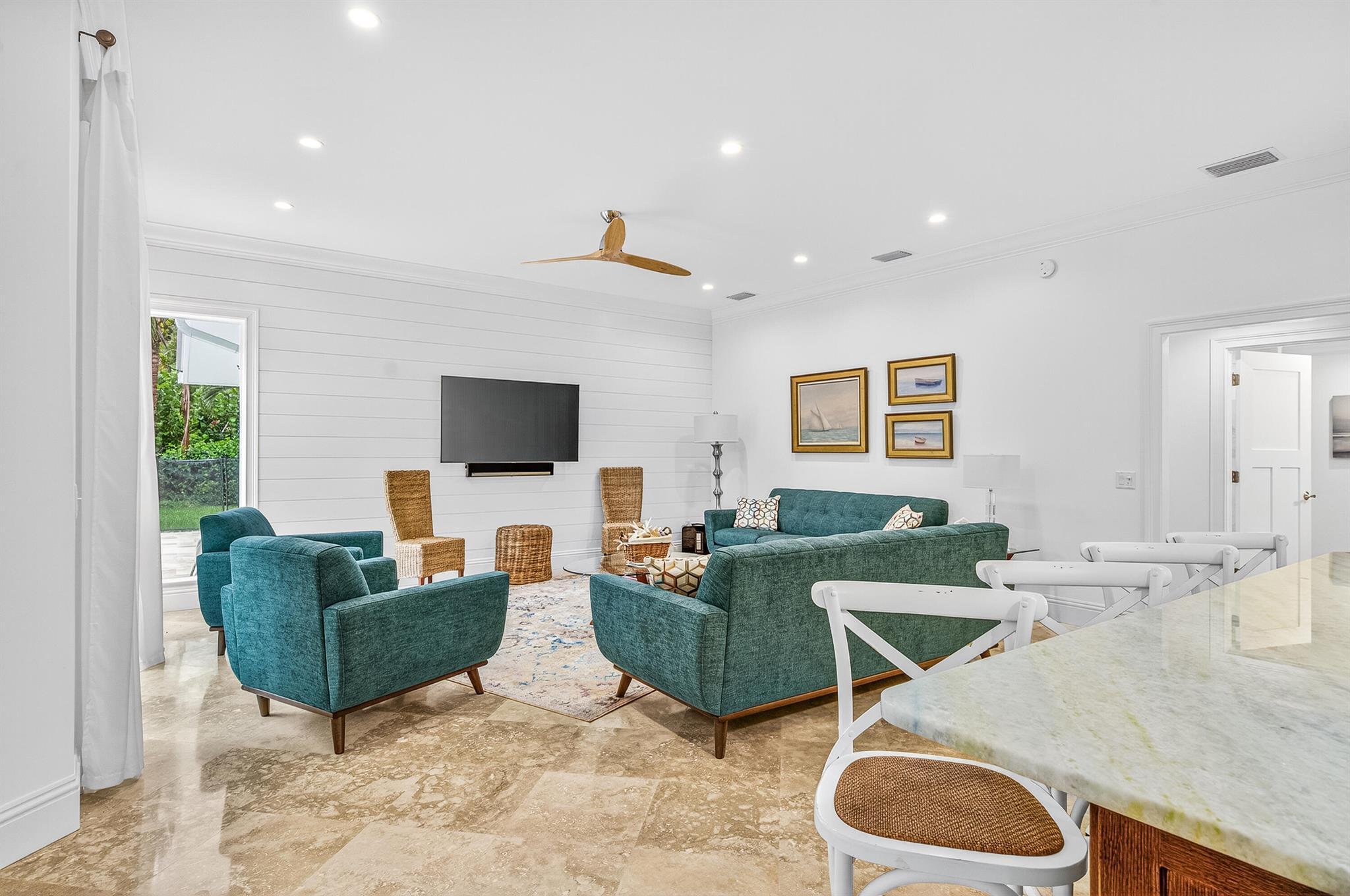 OCEANSIDE REPLAT SUB - Residential