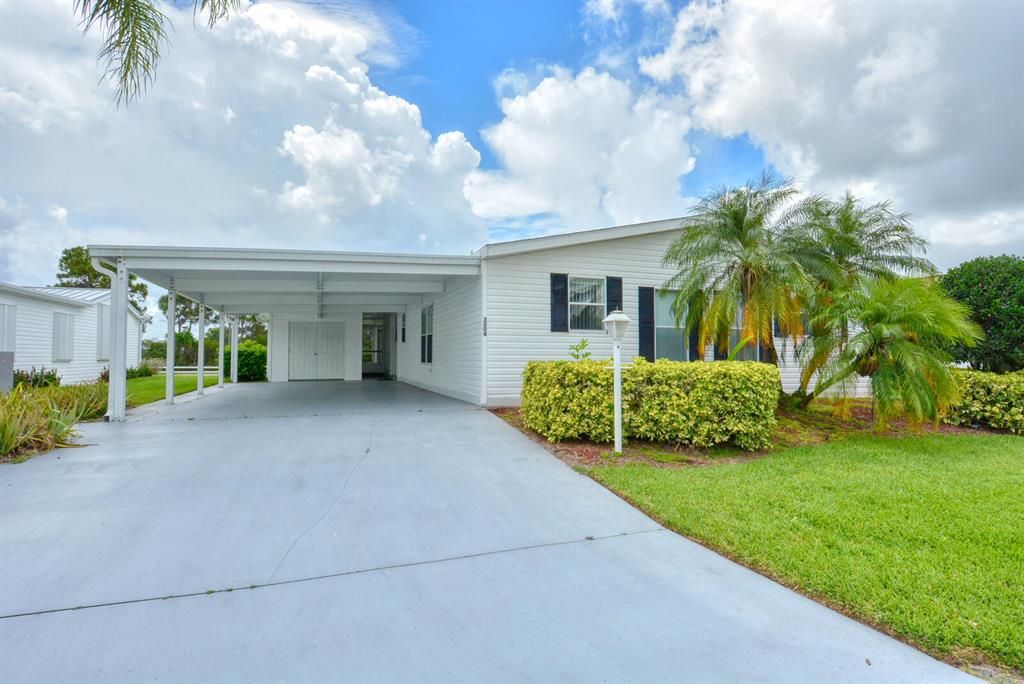 Photo of 3004 Eagles Nest Way, Port Saint Lucie, FL 34952 (MLS # R10735658)