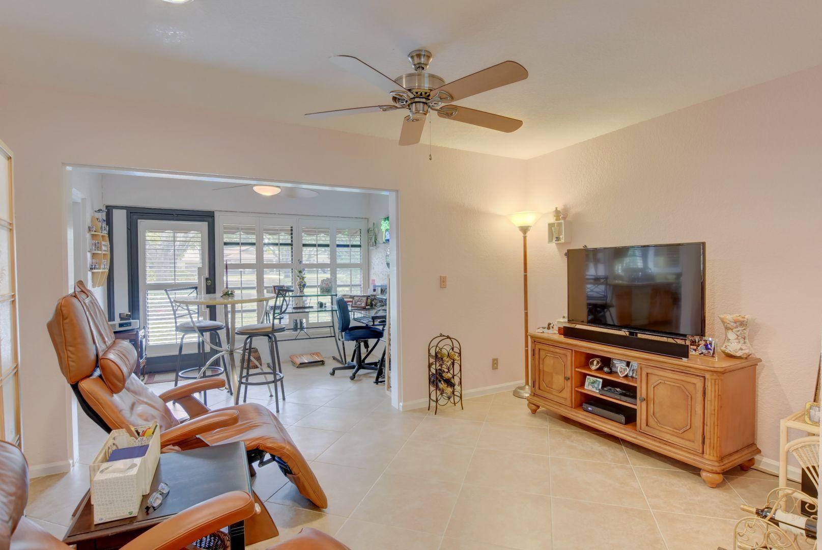 GREENTREE VILLAS CONDO - Residential