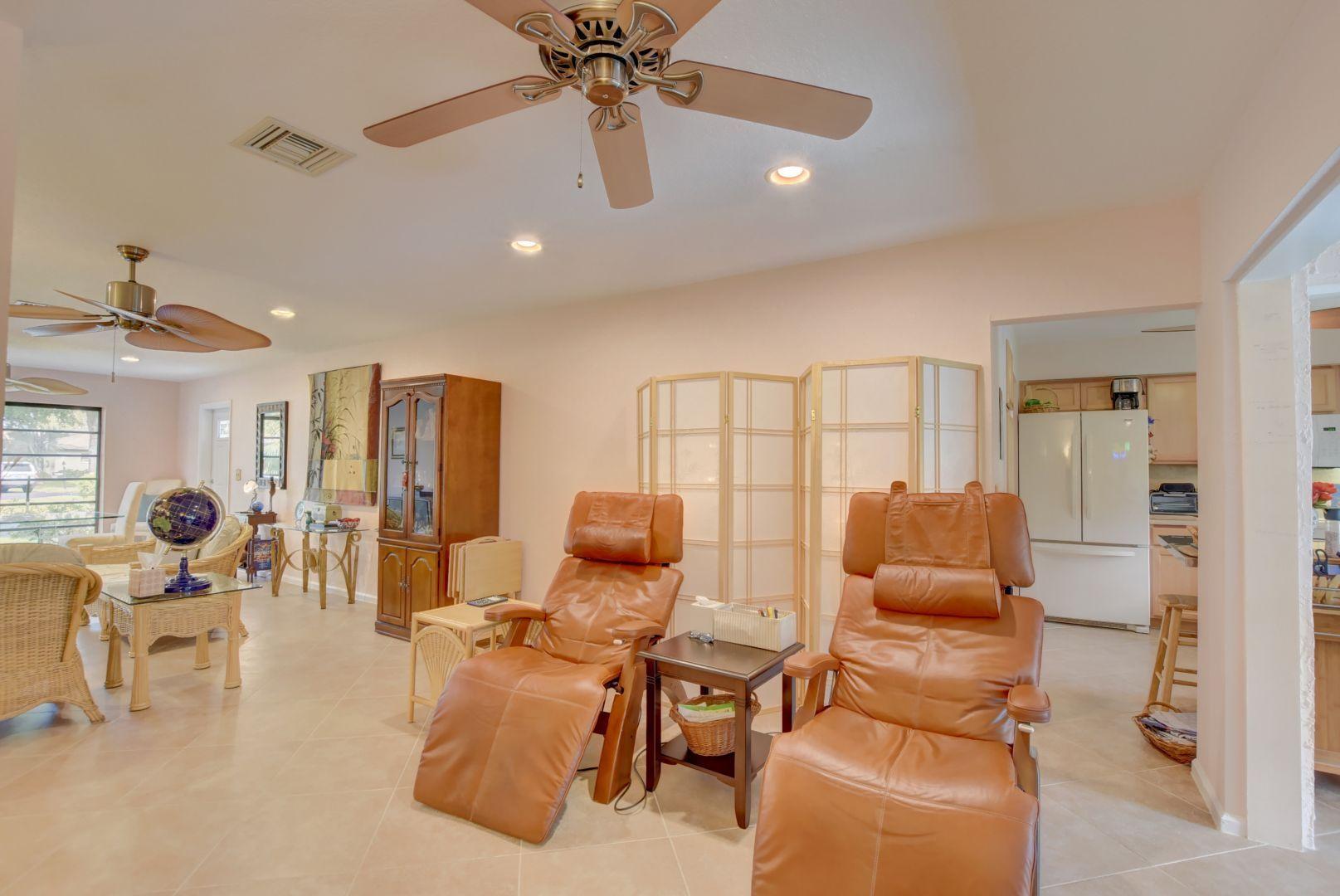 GREENTREE VILLAS CONDO - Residential