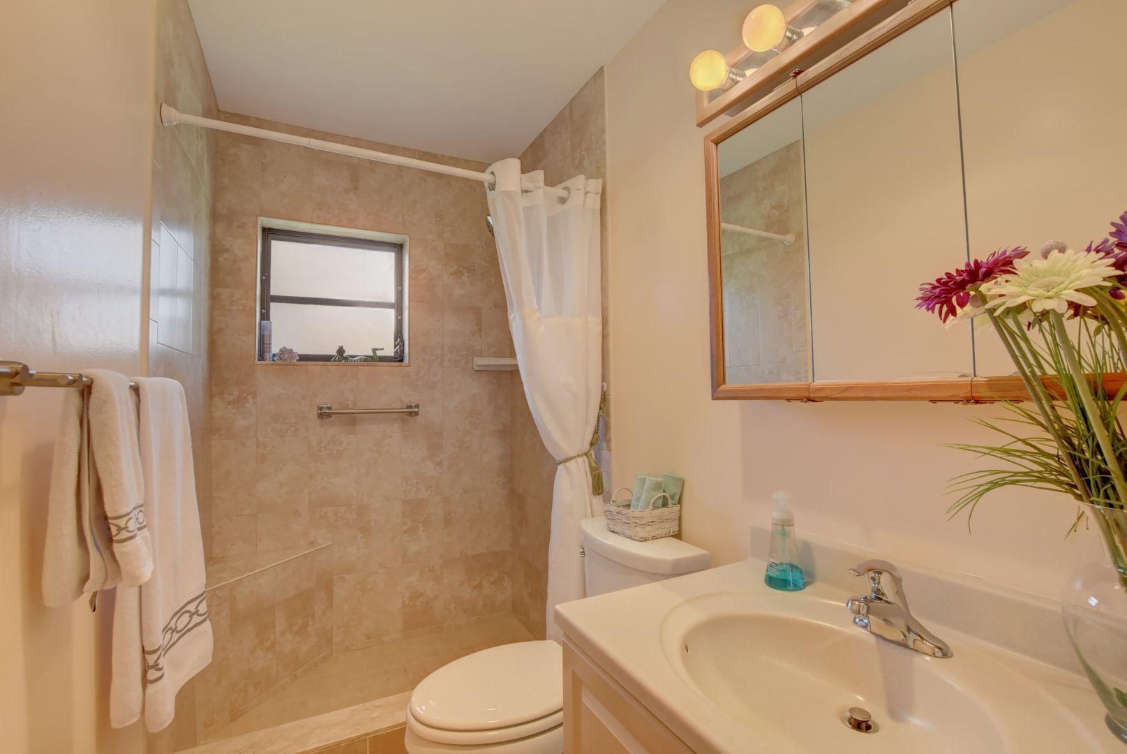 GREENTREE VILLAS CONDO - Residential