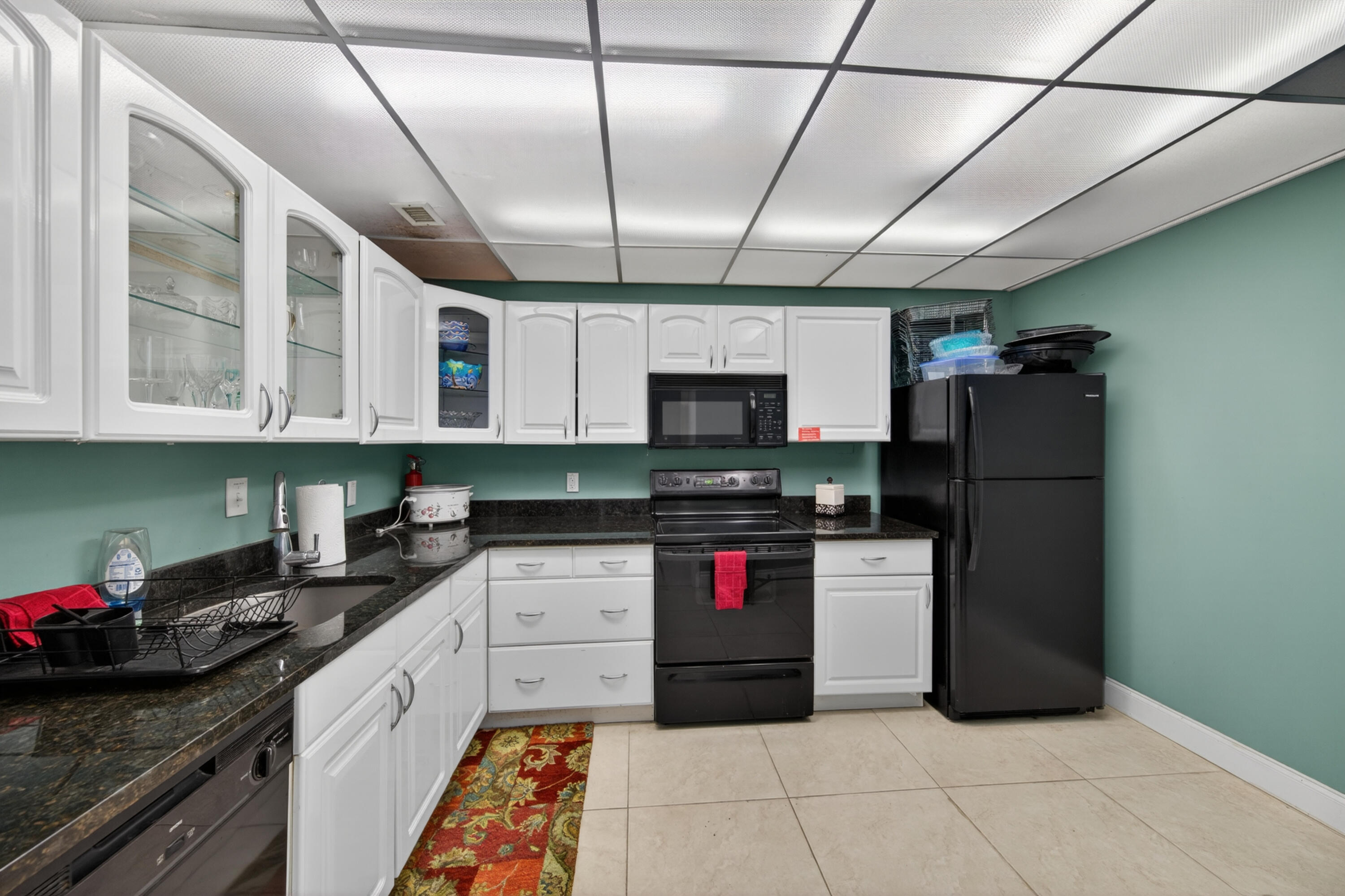 PATRICIAN CONDO - Residential Lease