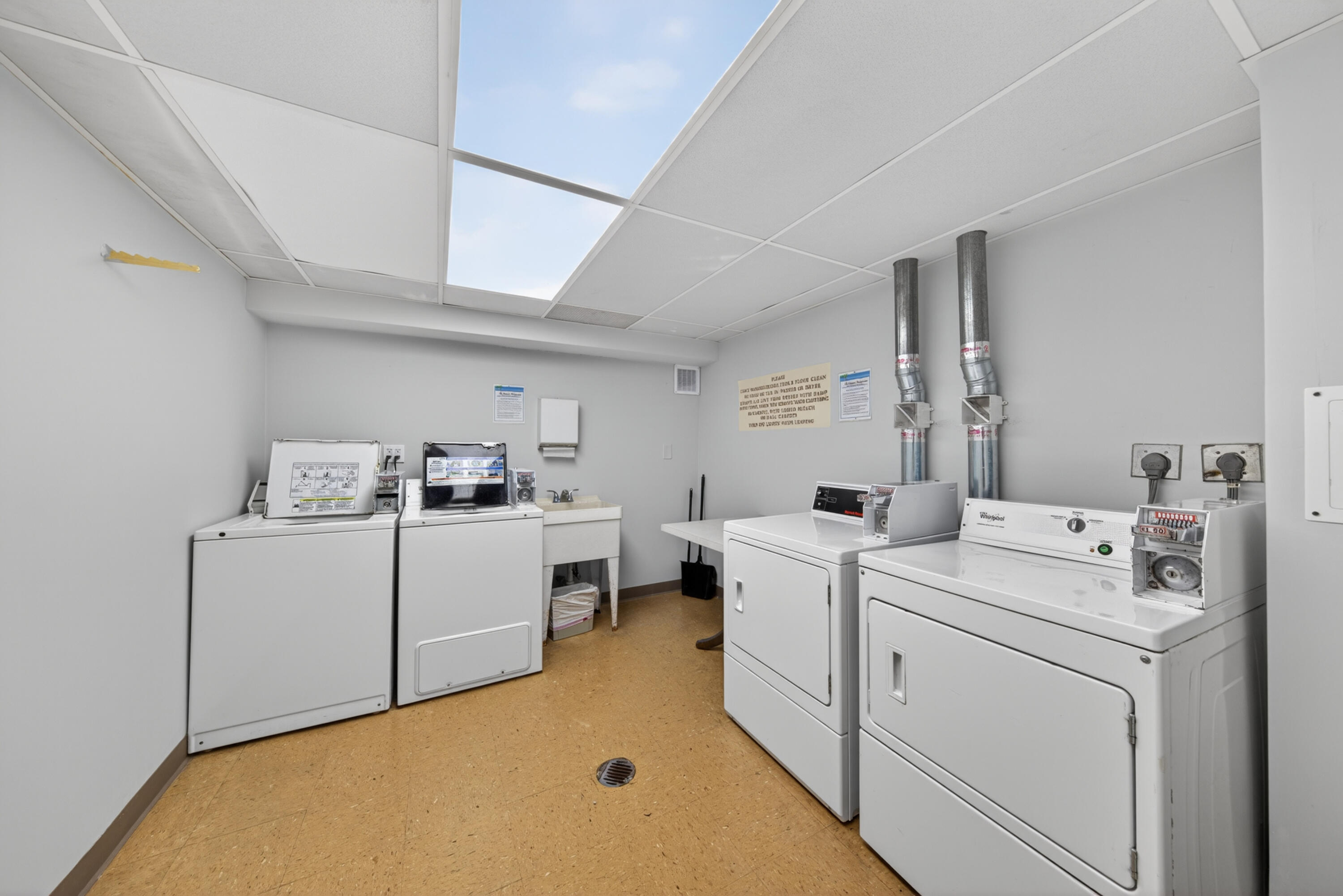 PATRICIAN CONDO - Residential Lease
