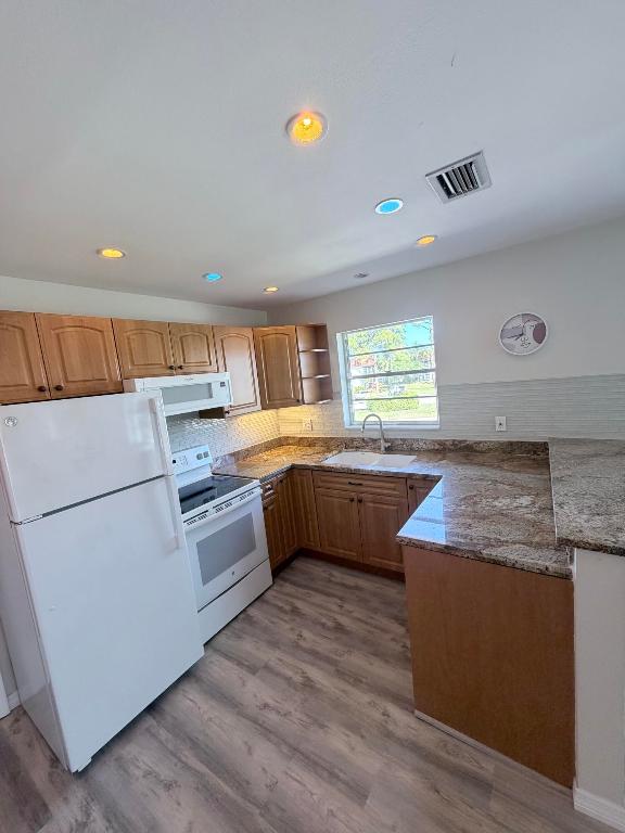 Vista Pines Condo - Residential Lease