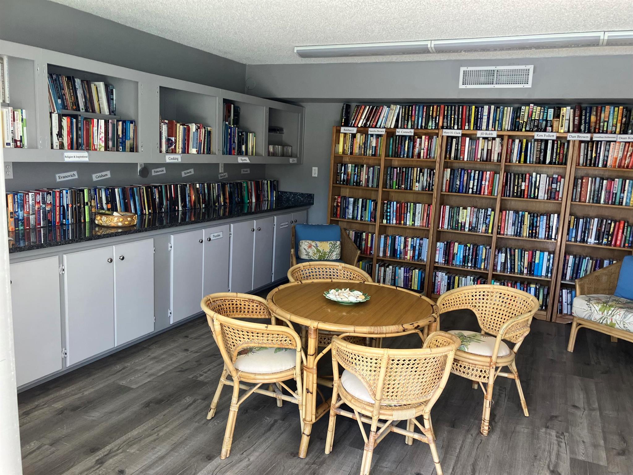 Vista Pines Condo - Residential Lease