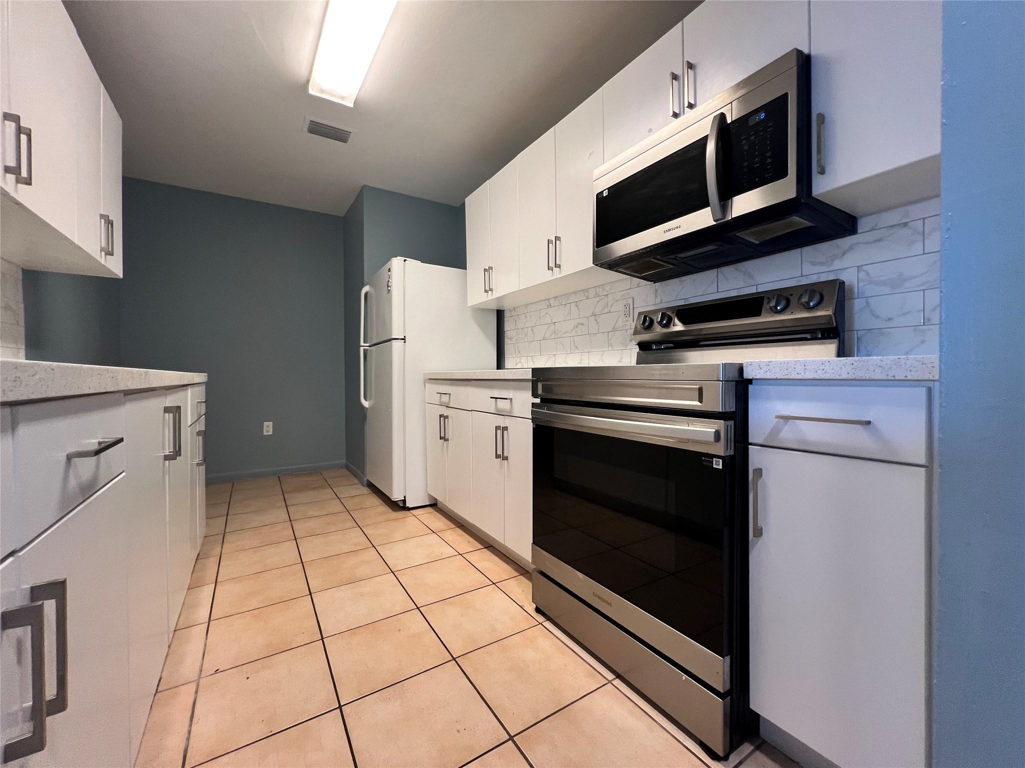 Vista Verde Twnhs Sec E - Residential Lease